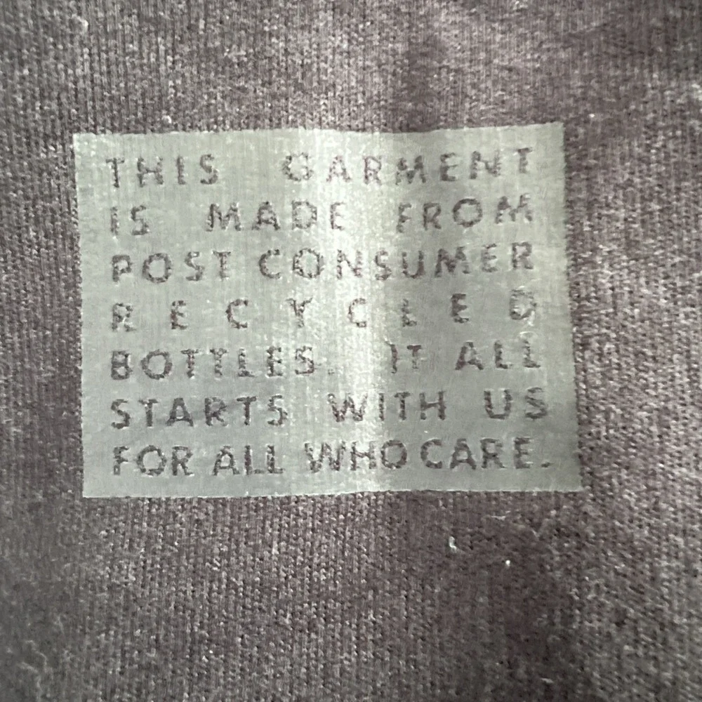 Noize Black Sleeveless Hoodie - Picture 10 of 10